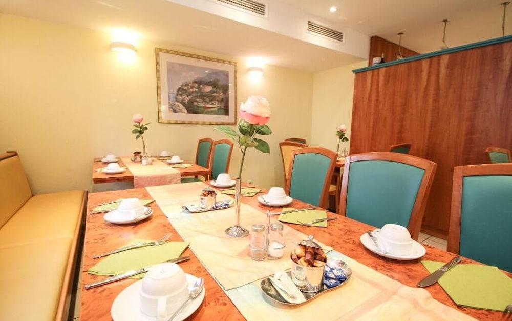 Hotel Miramar Am Roemer Франкфурт на Майн Екстериор снимка
